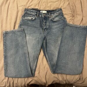 ZARA NWT Straight Leg Jeans